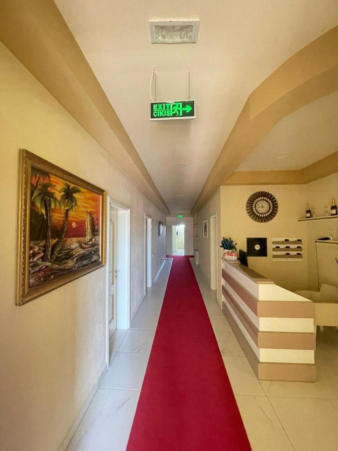 Grand Hotel Gjyshi Qerrexhias Екстериор снимка