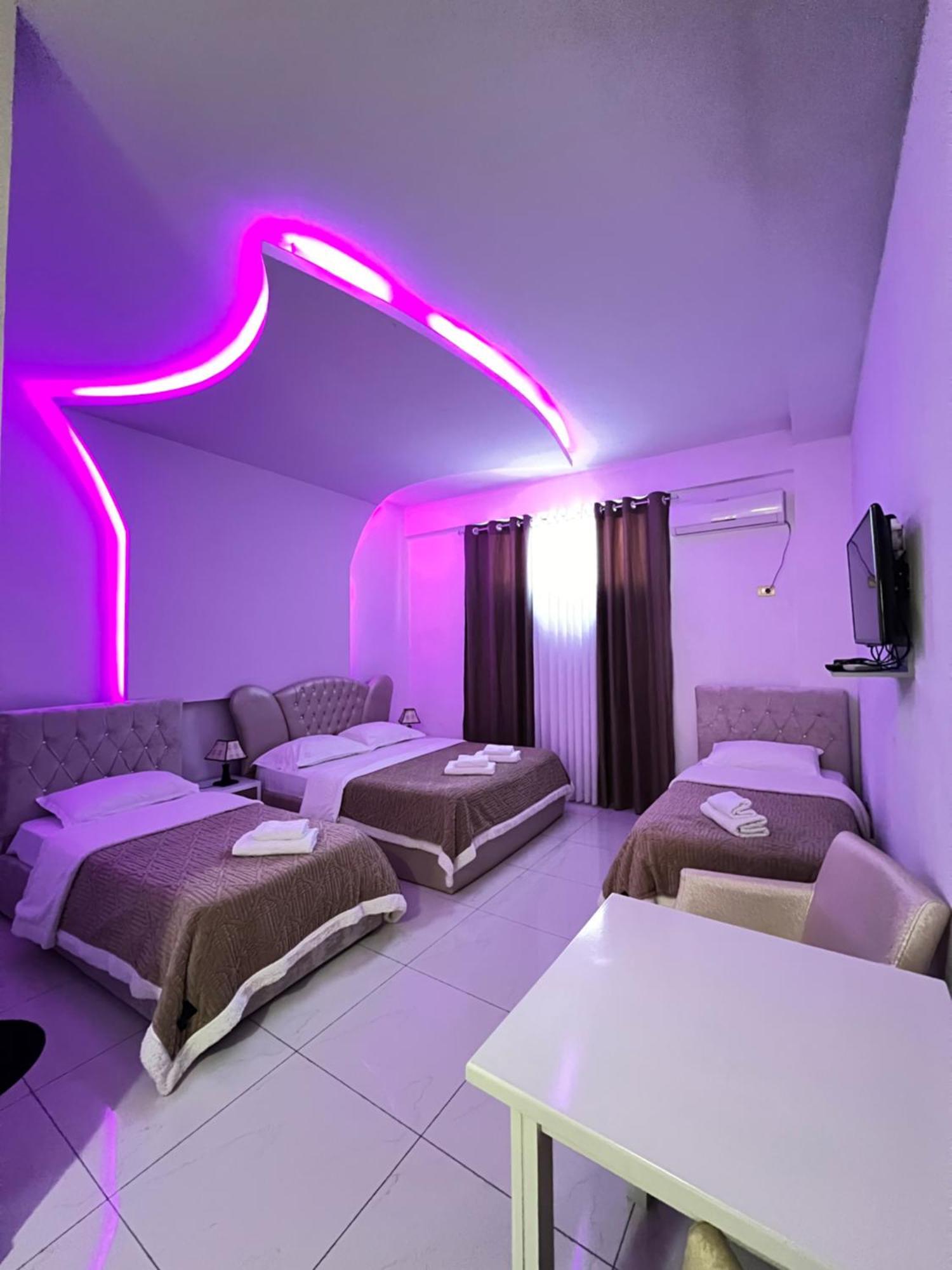 Grand Hotel Gjyshi Qerrexhias Екстериор снимка