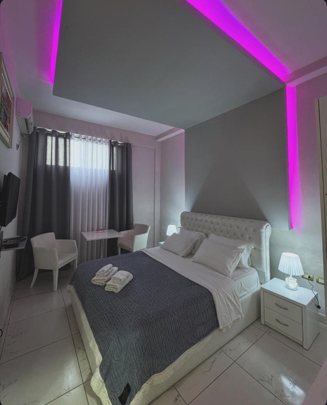 Grand Hotel Gjyshi Qerrexhias Екстериор снимка
